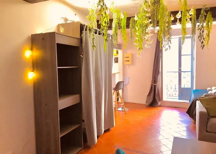 Διαμέρισμα Jungle Hyper Centre *